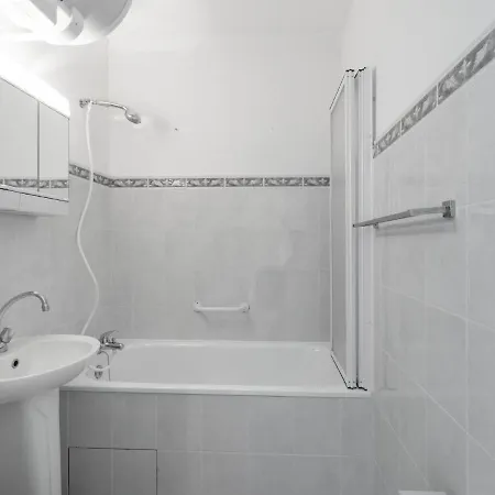 公寓 Studio Port Soleil By Interhome